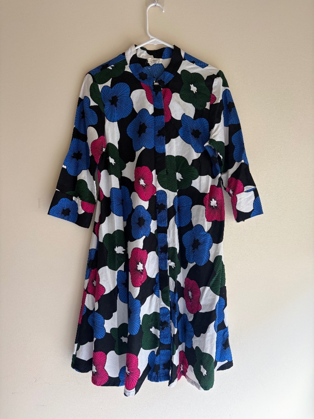 Zuri - Colorful Flowers / Hibiscus in Jewel Tones